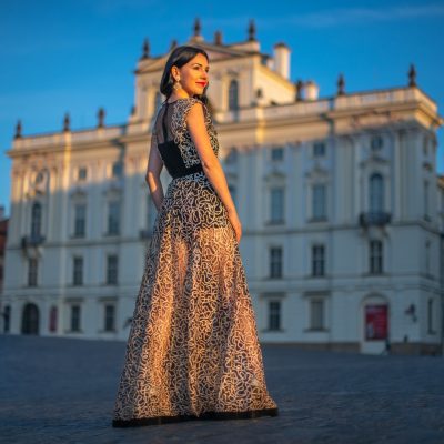 Večerní šaty - Marie Zelená Večerní šaty - Marie Zelená