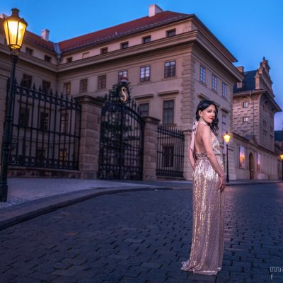 Večerní šaty Marie Zelená Večerní šaty Marie Zelená