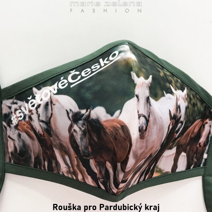 Rouška s fotografií pro Pardubický kraj -  Marie Zelena Fashion a CzechTourism